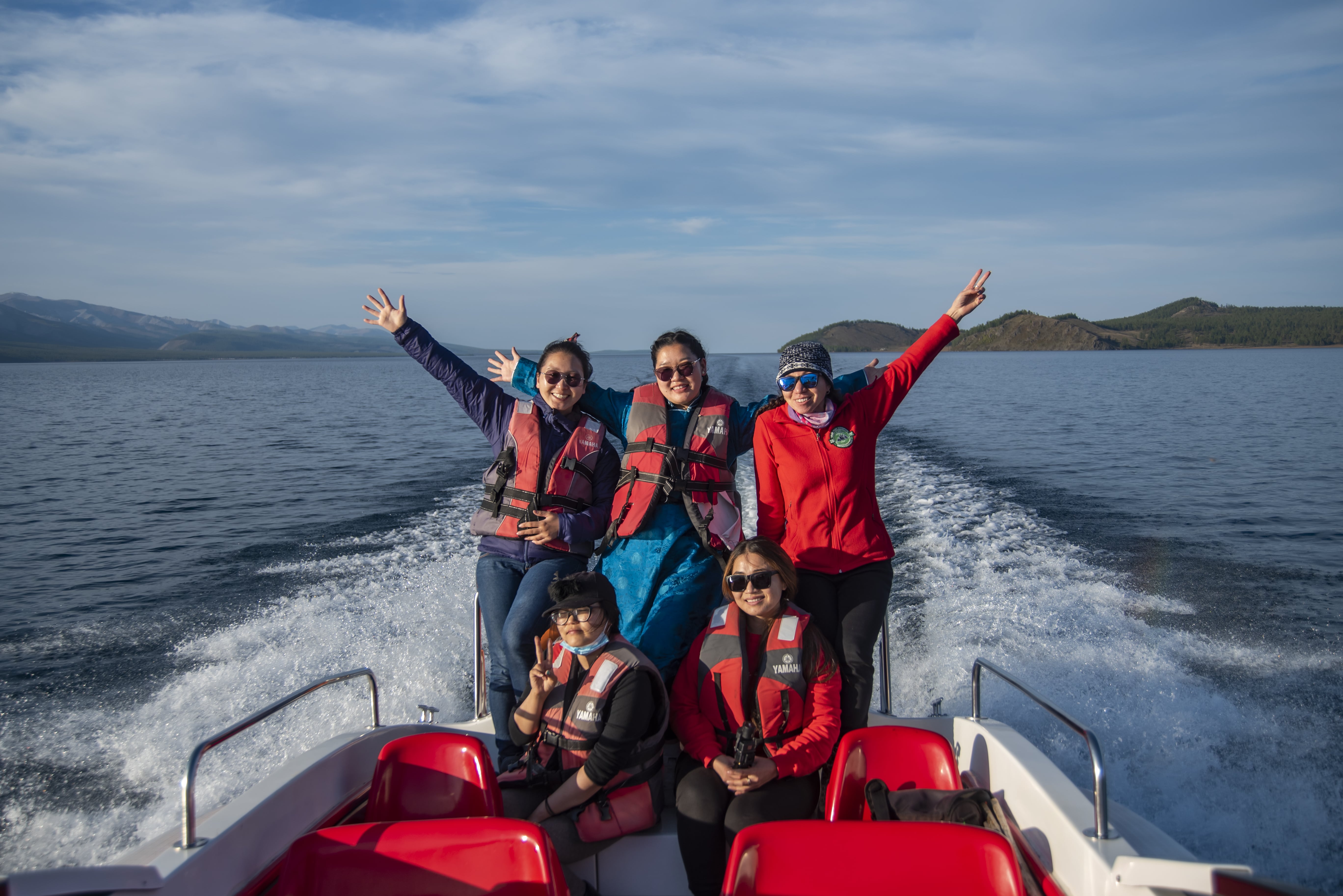 秘境フブスグル湖とムンフ・サルダグ山登頂 9日間