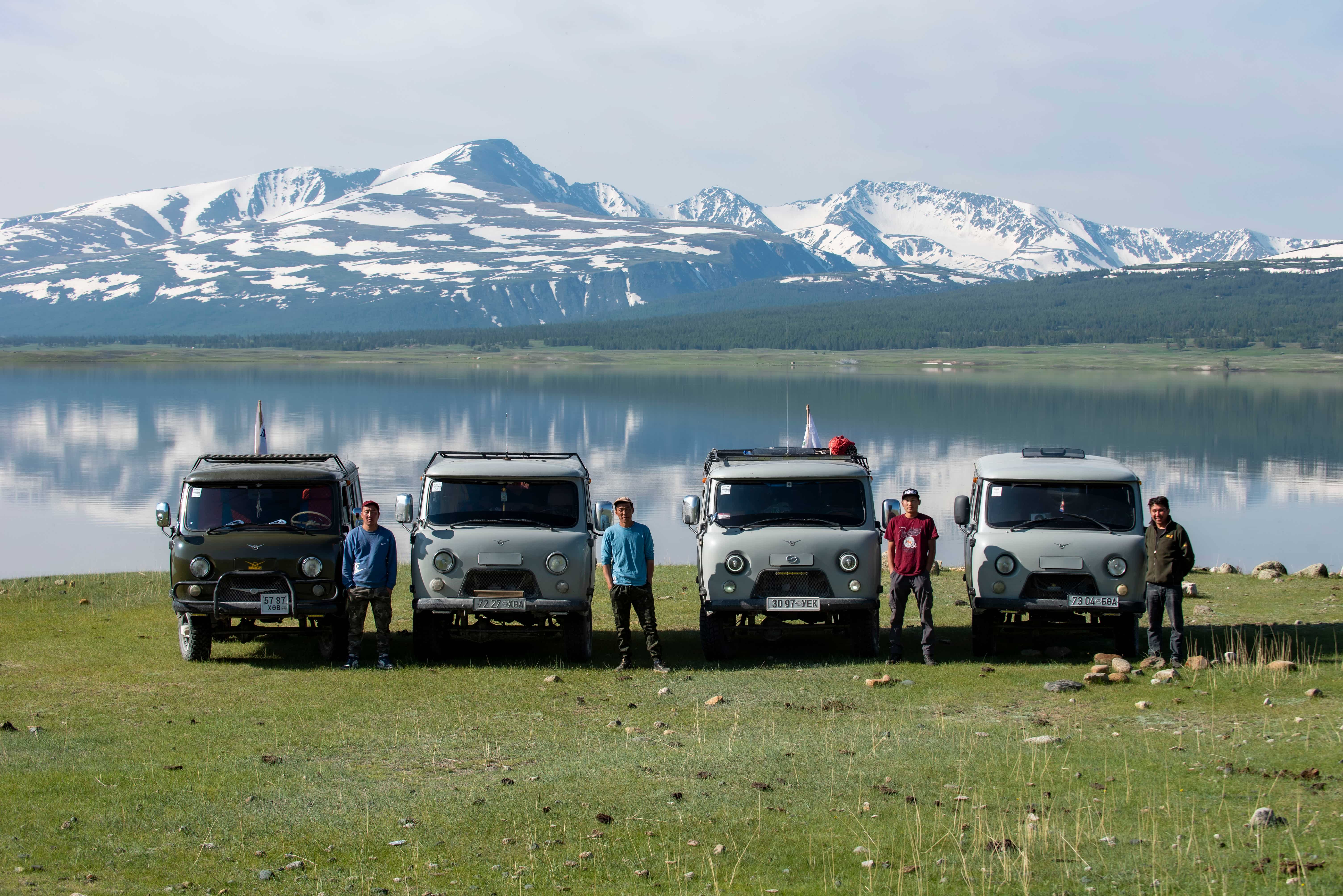 Khuiten Peak & Altai Tavan Bogd: 15-Day Expedition