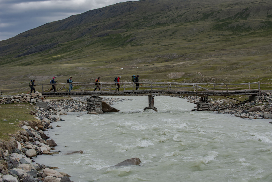 Climbing Mount Khüiten: Altai Tavan Bogd National Park Trek