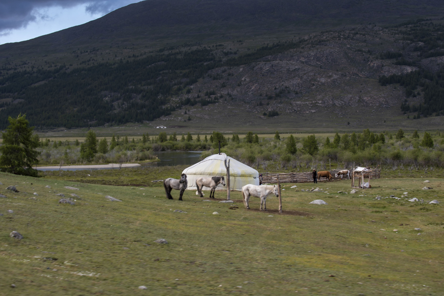 Climbing Mount Khüiten: Altai Tavan Bogd National Park Trek