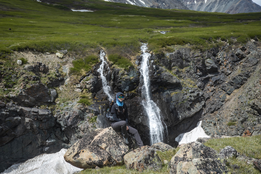 Climbing Mount Khüiten: Altai Tavan Bogd National Park Trek