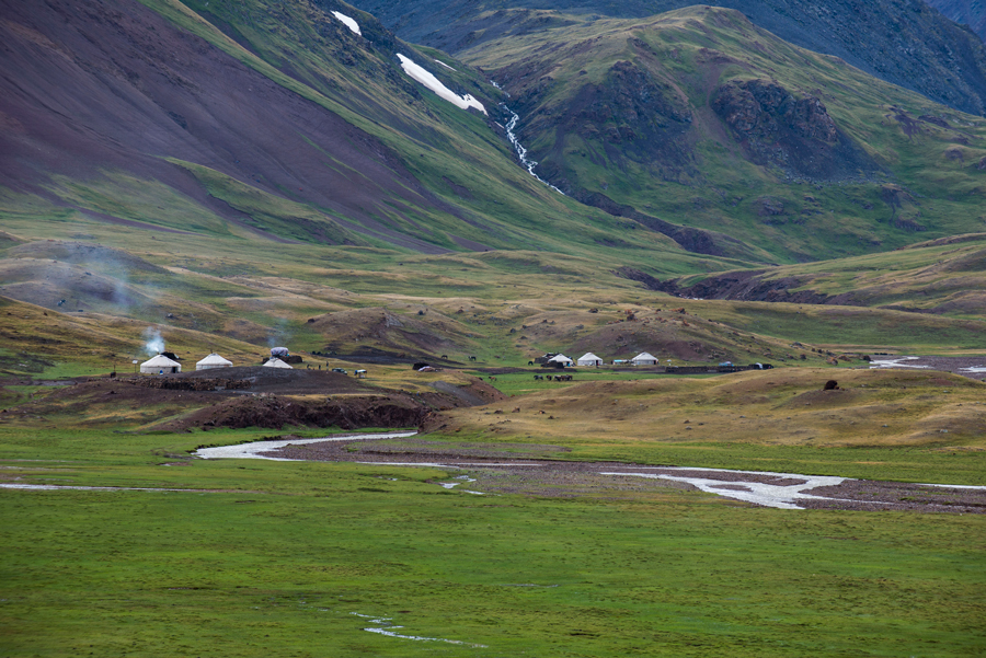 Climbing Mount Khüiten: Altai Tavan Bogd National Park Trek