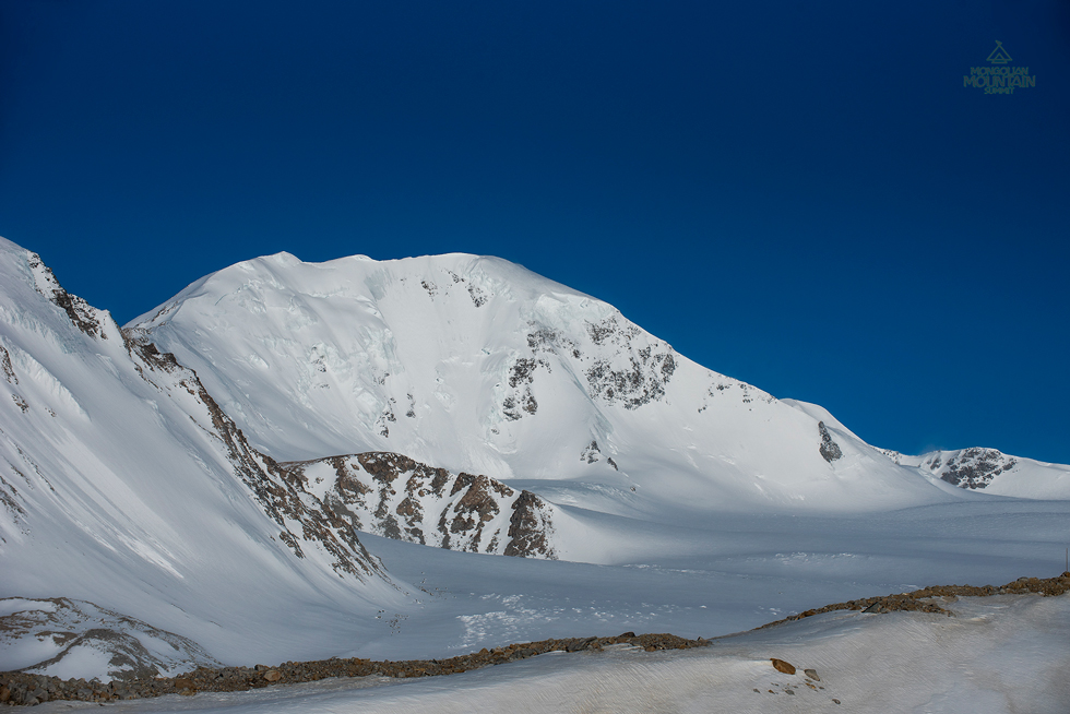 Climbing Mount Khüiten: Altai Tavan Bogd National Park Trek