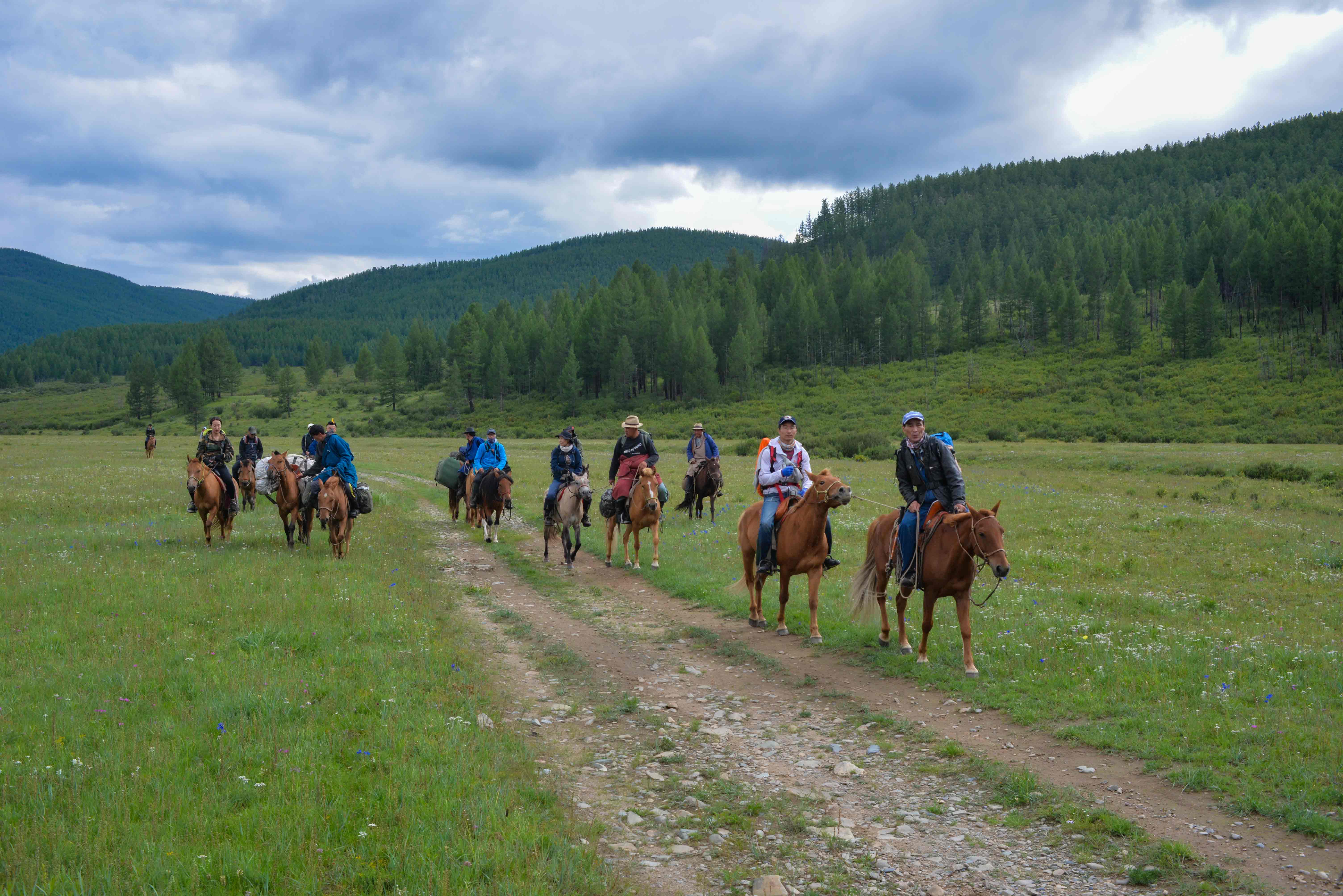 Mt. Asralt Khairkhan: The Taiga Summit & Horseback Expedition