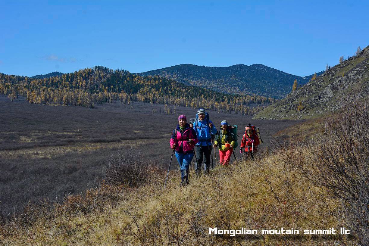 The Hidden Mirror: Khagiin Khar Nuur Expedition