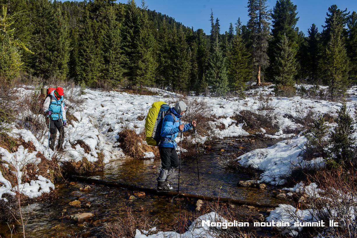 The Hidden Mirror: Khagiin Khar Nuur Expedition