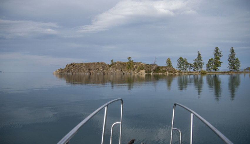 The Blue Pearl: Wild Comfort Retreat