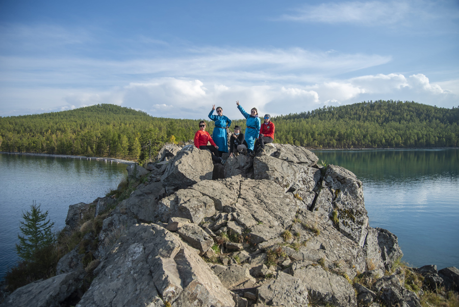 The Blue Pearl: Wild Comfort Retreat