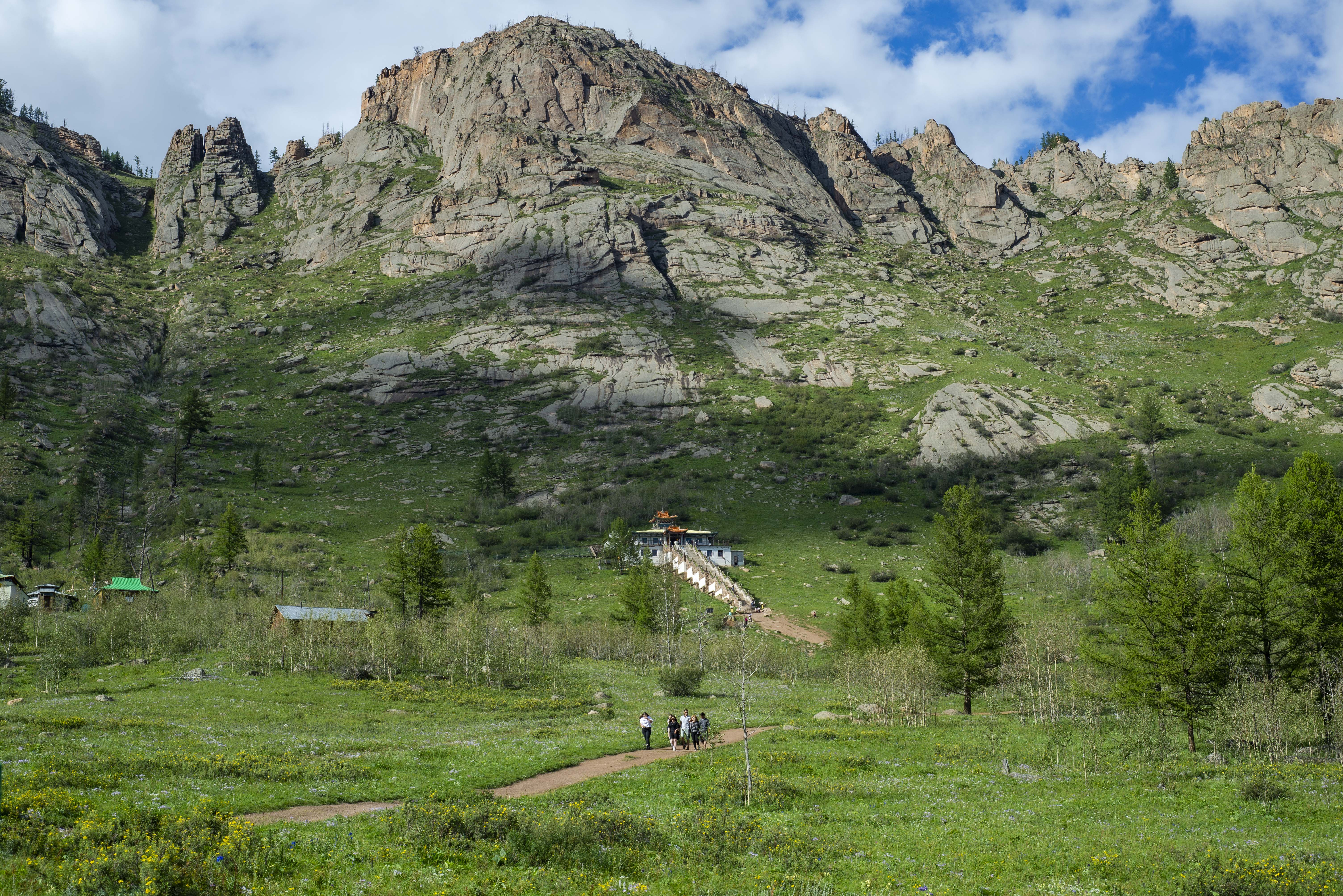 5-Day Classic Mongolia Tour | Terelj, Karakorum & Nomadic Life